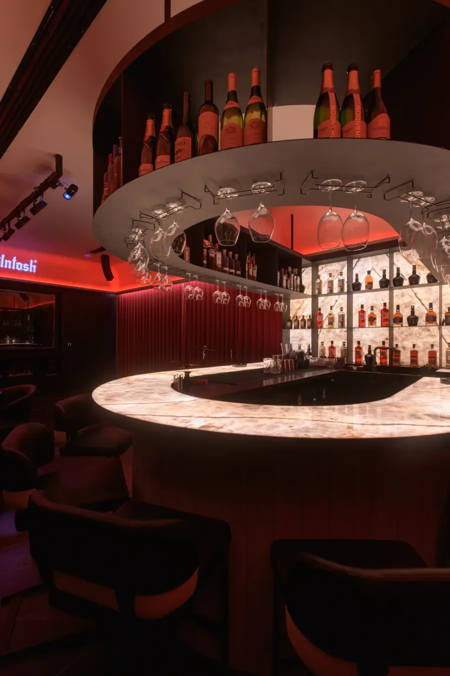 Showroom High-End Rio — projeto de iluminação da WeLight, foto 39