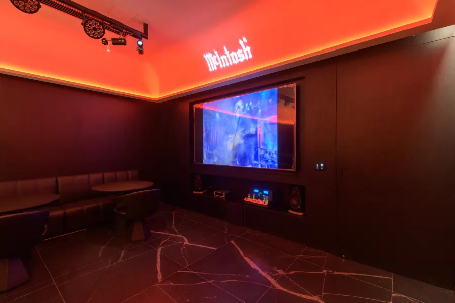 Showroom High-End Rio — projeto de iluminação da WeLight, foto 44